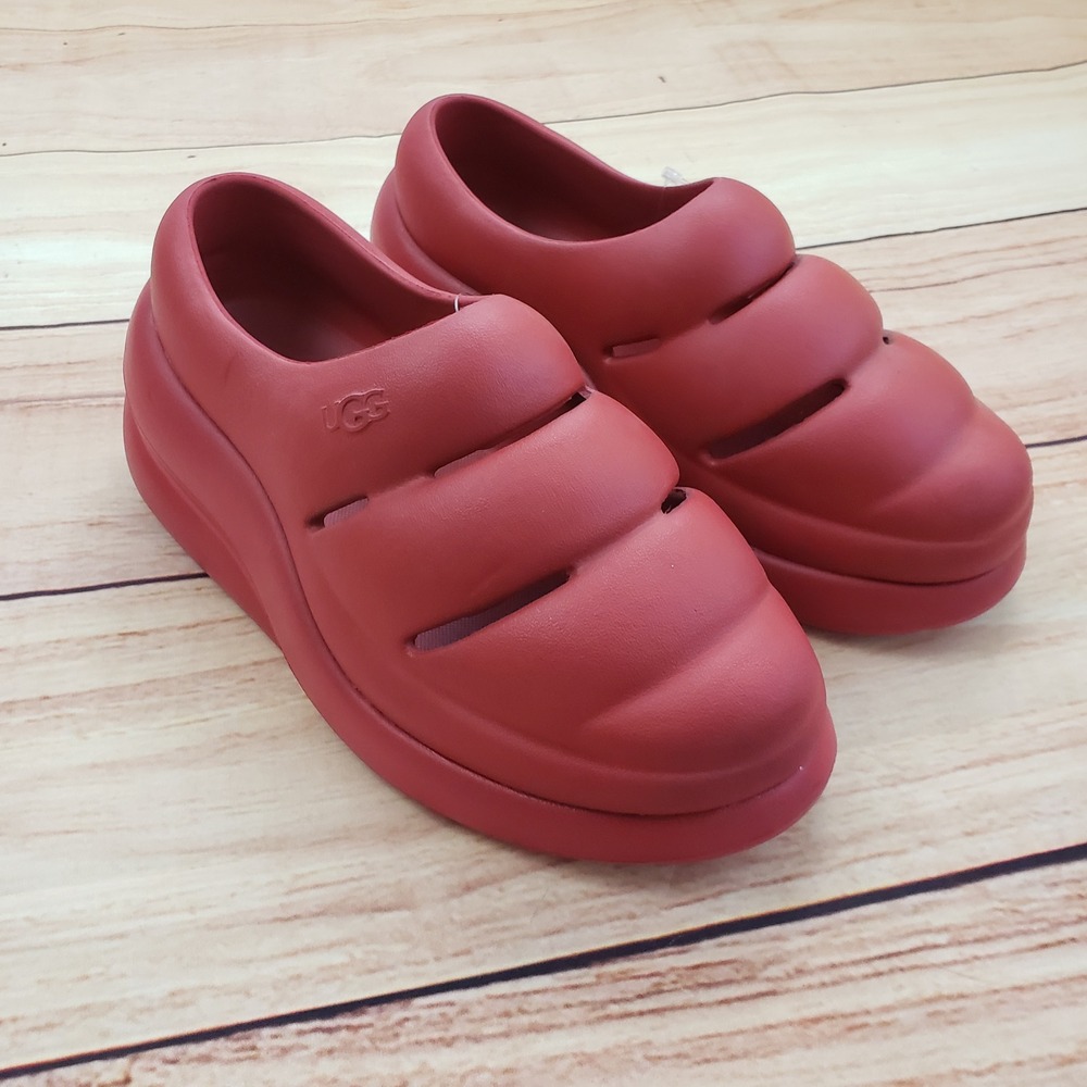 UGG Sport Yeah Shoes Womens Size 8 Red Slip On Clogs‎ Comfort Casual Ladies